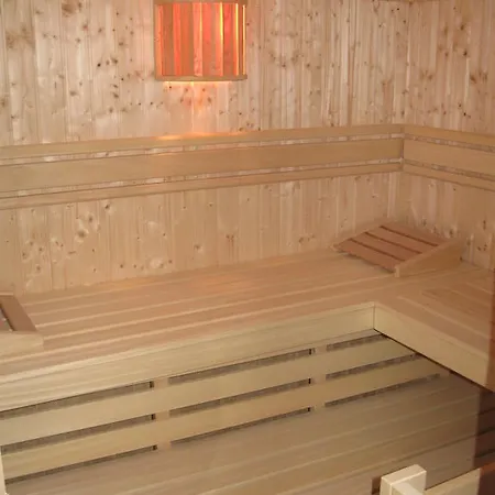 Gospodarstwo agroturystyczne Stoanerhof 3*